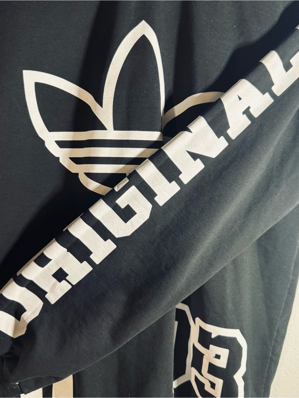 Adidas Originals Crewneck Sweatshirt Mens Black Large Trefoil Logo Size Large - Picture 3 of 5